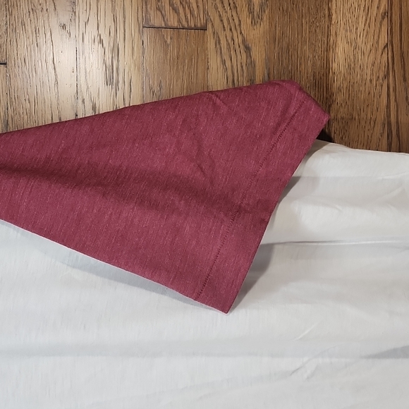 Mens club house white with red sleeves t-shirt - Picture 3 of 7